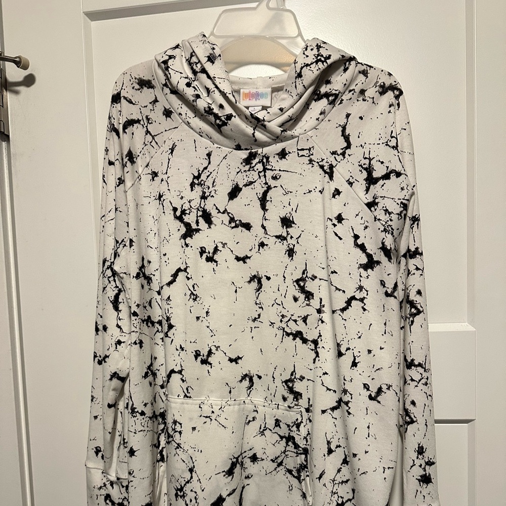 Large white with black splatter Lularoe Amber hoodie